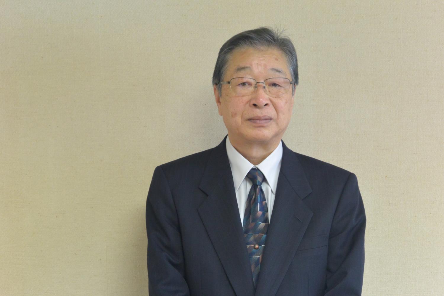 泊村教育長森和稔