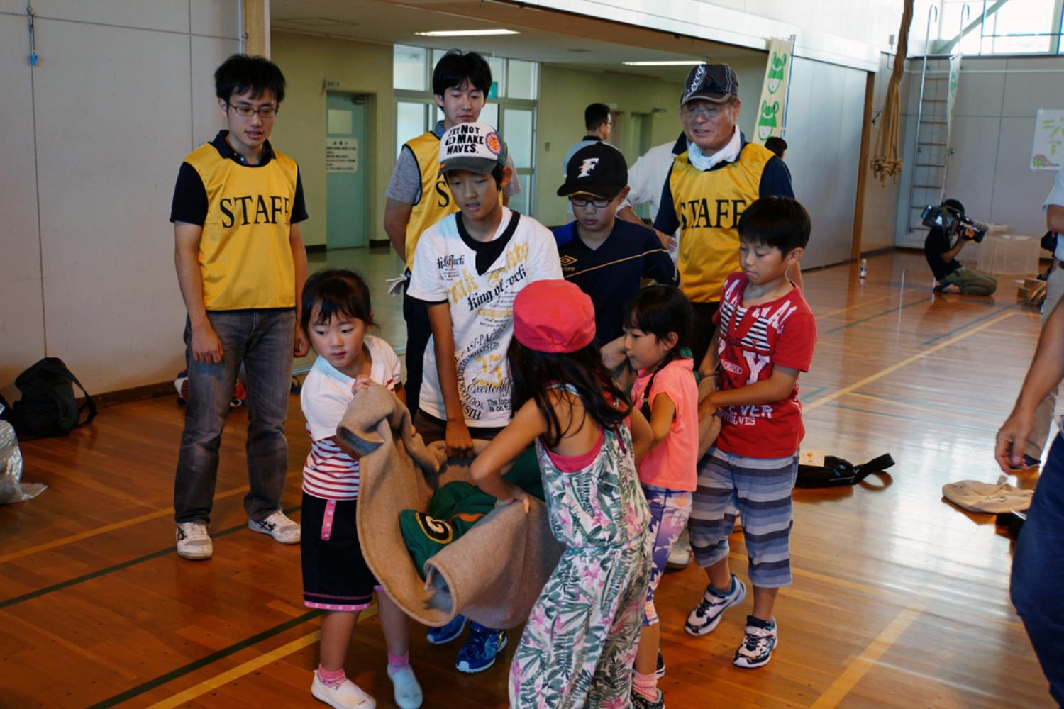 平岸高台小カエルキャラバン