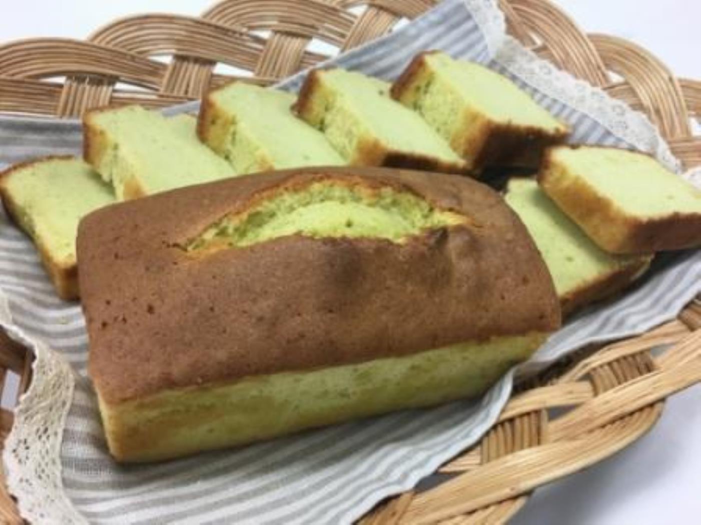 美唄尚栄高校アスパラケーキ・上