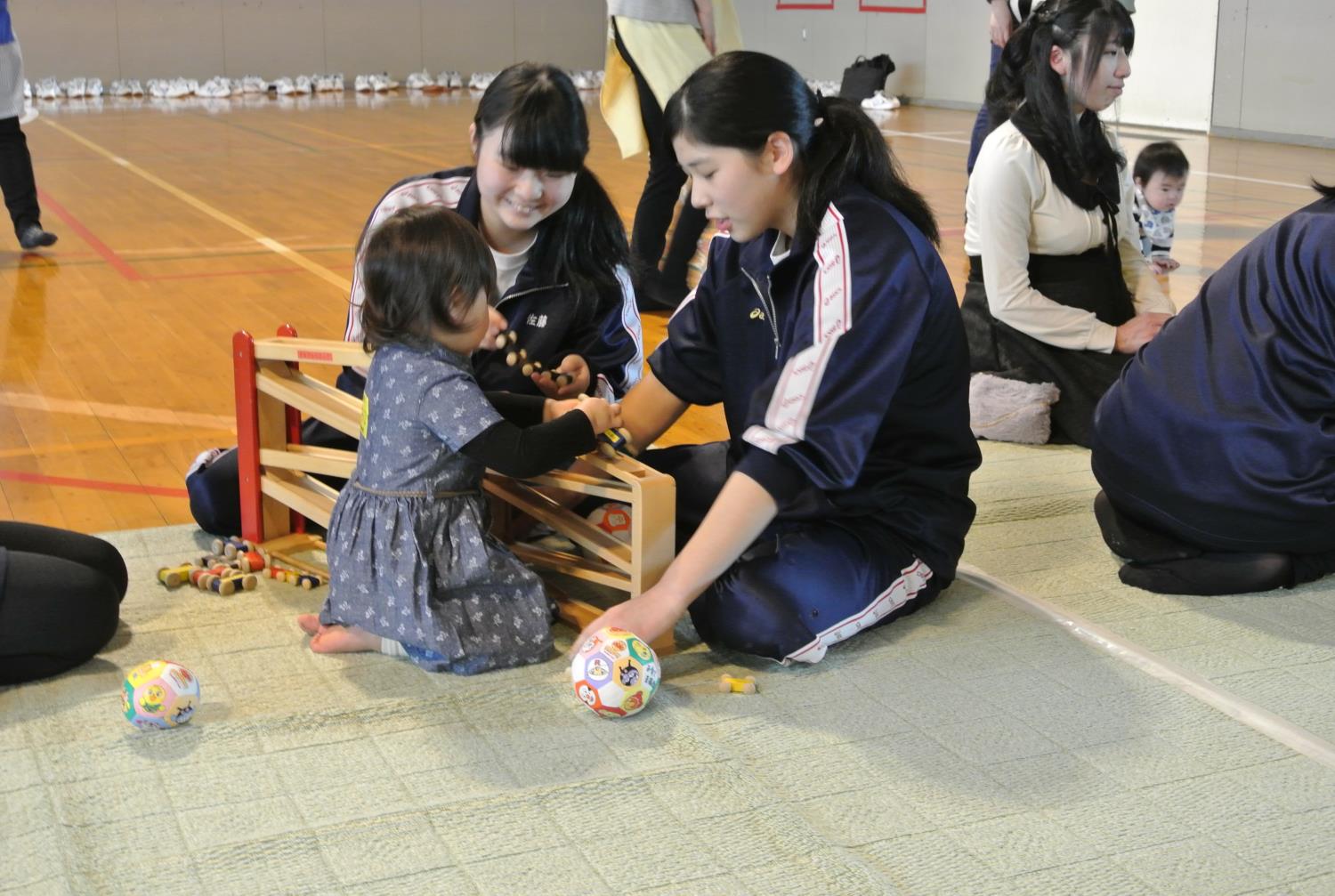 陵陽中幼児交流