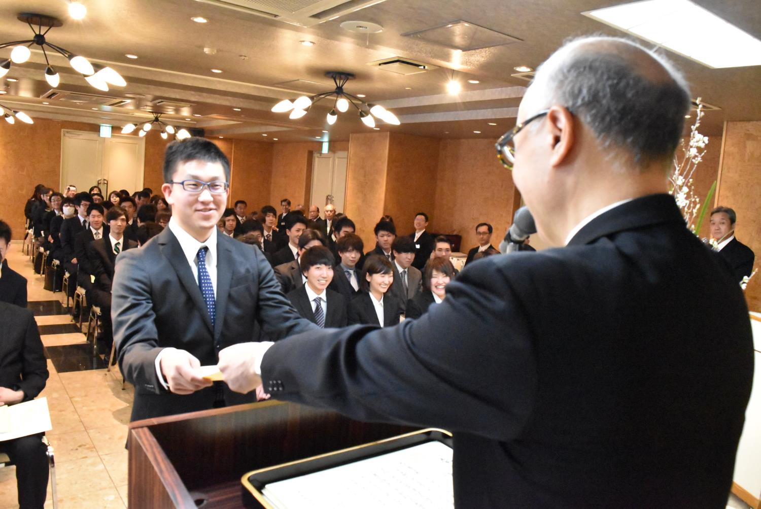 札幌工科卒業式