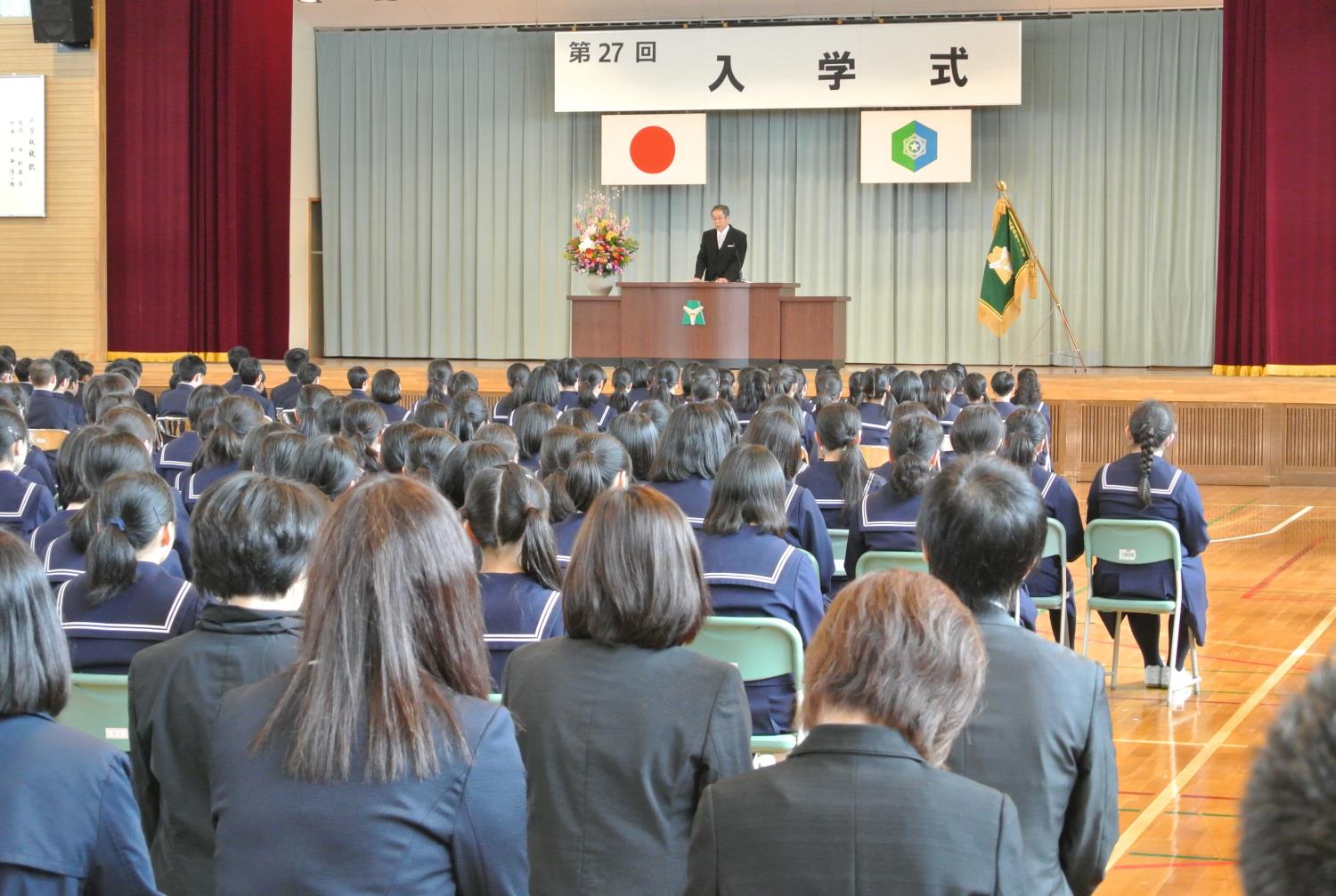 市中学校２９年度入学式