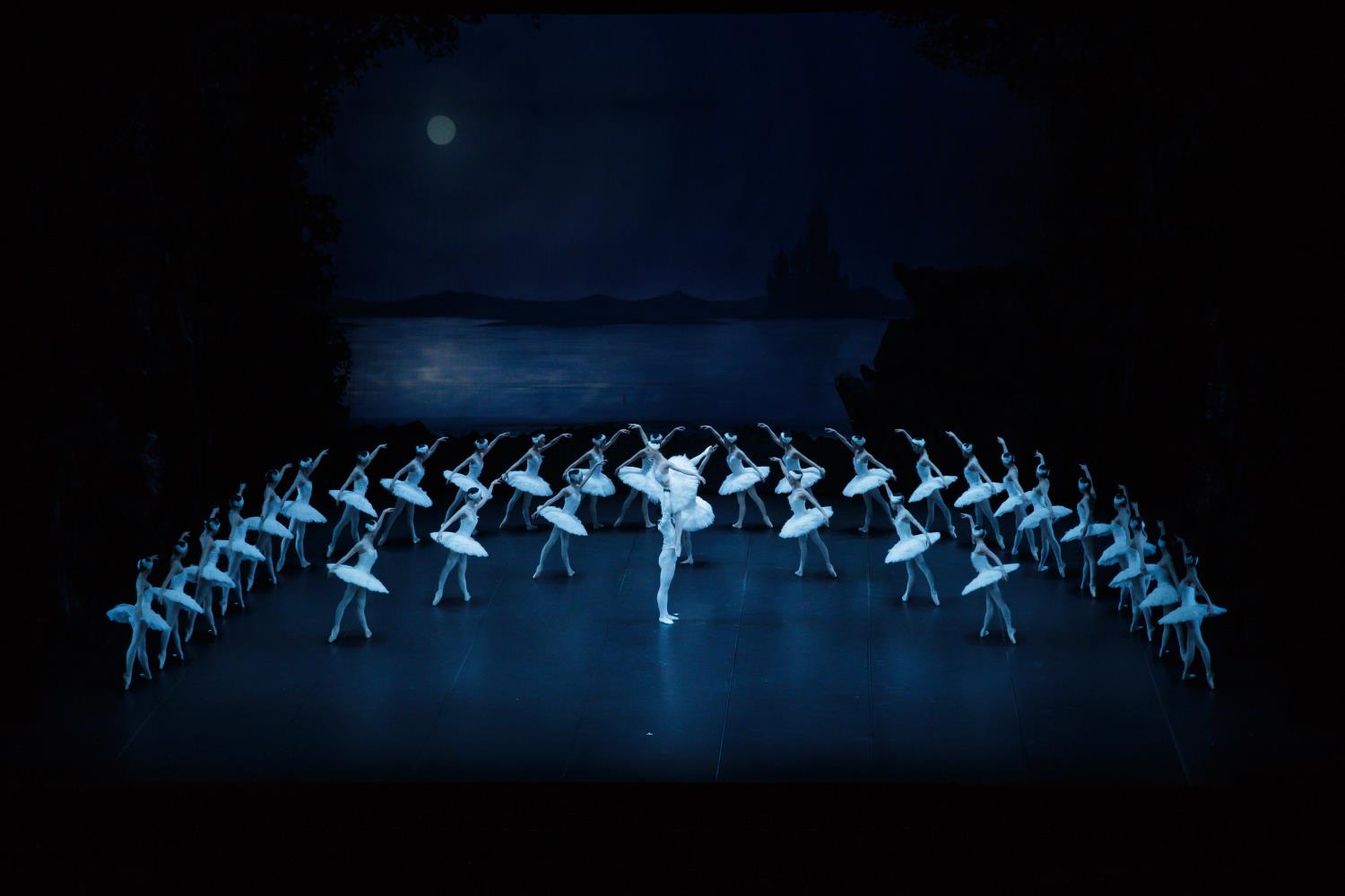 市文化財団中学生バレエ鑑賞