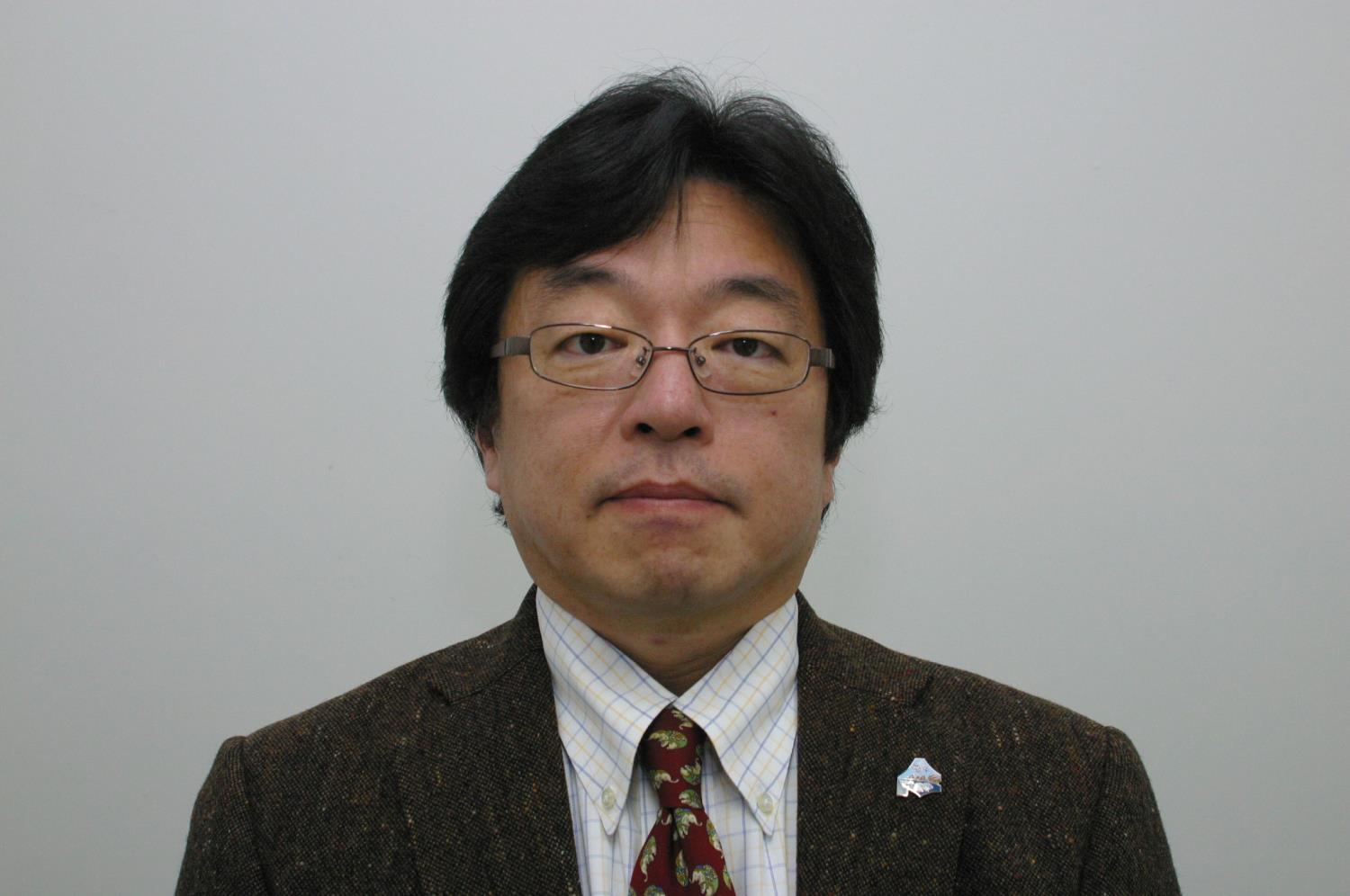 豊浦町教育長吉田朋行