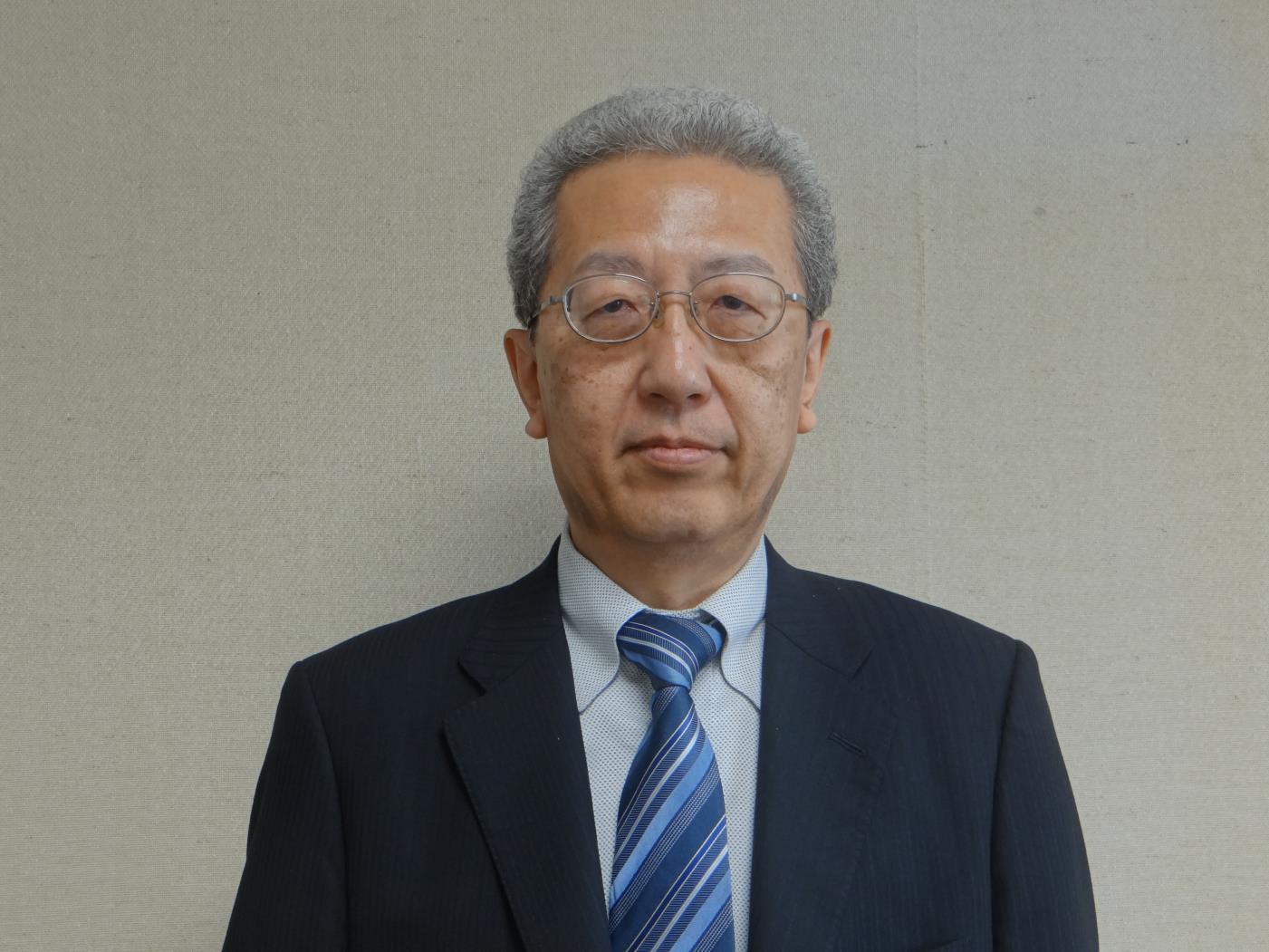 泊村教育長髙山誠