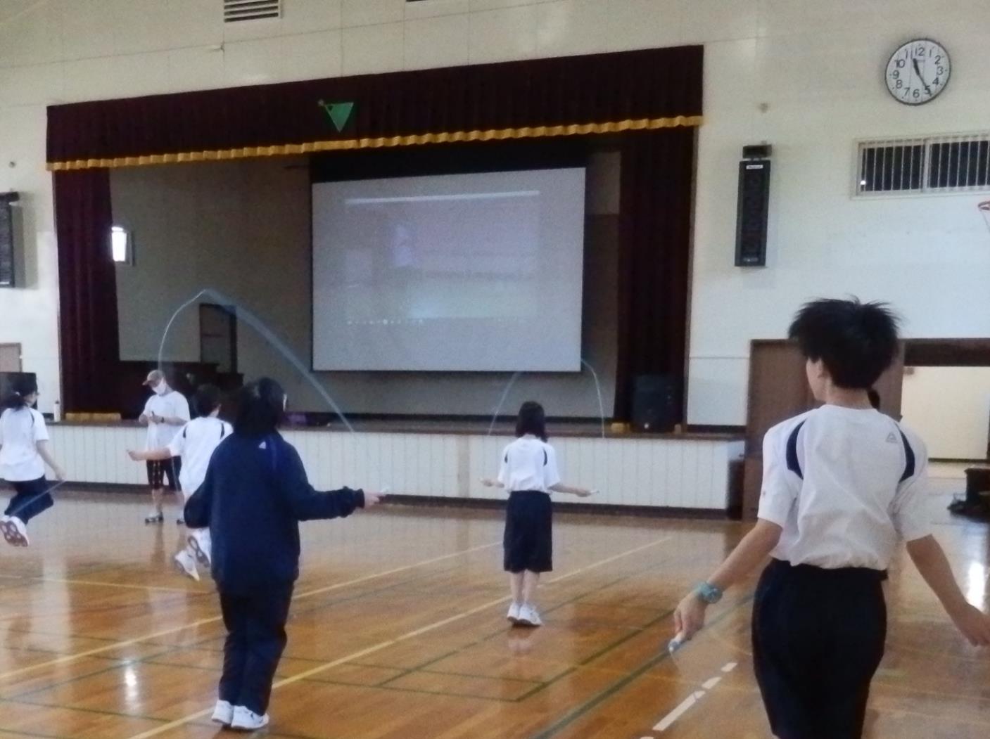 星槎もみじ中ＺＯＯＭ授業