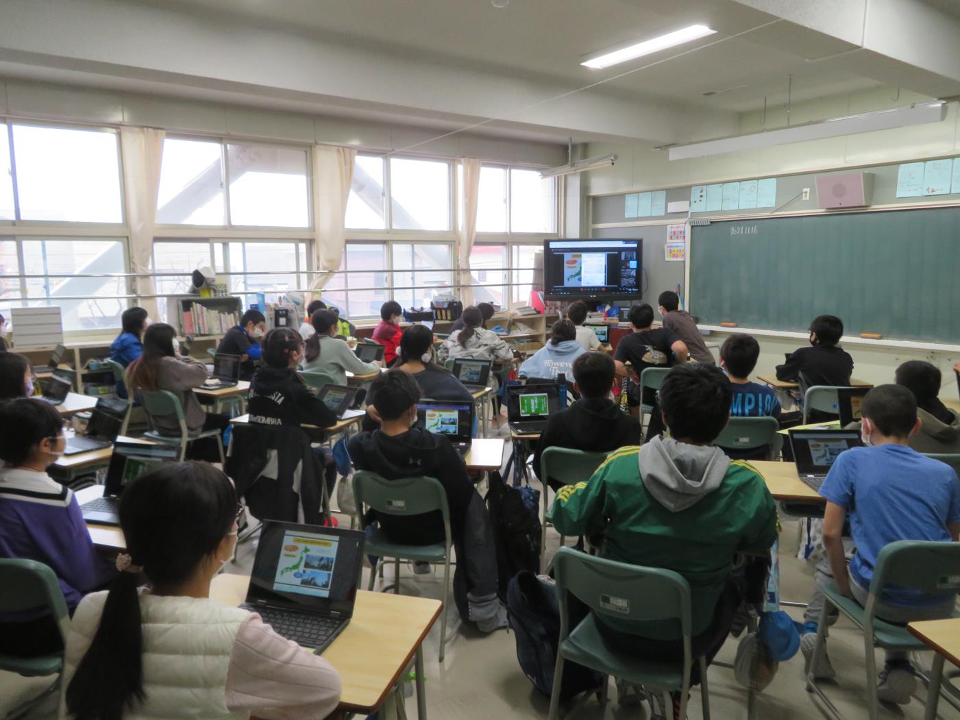 新琴似南小リモート租税教育