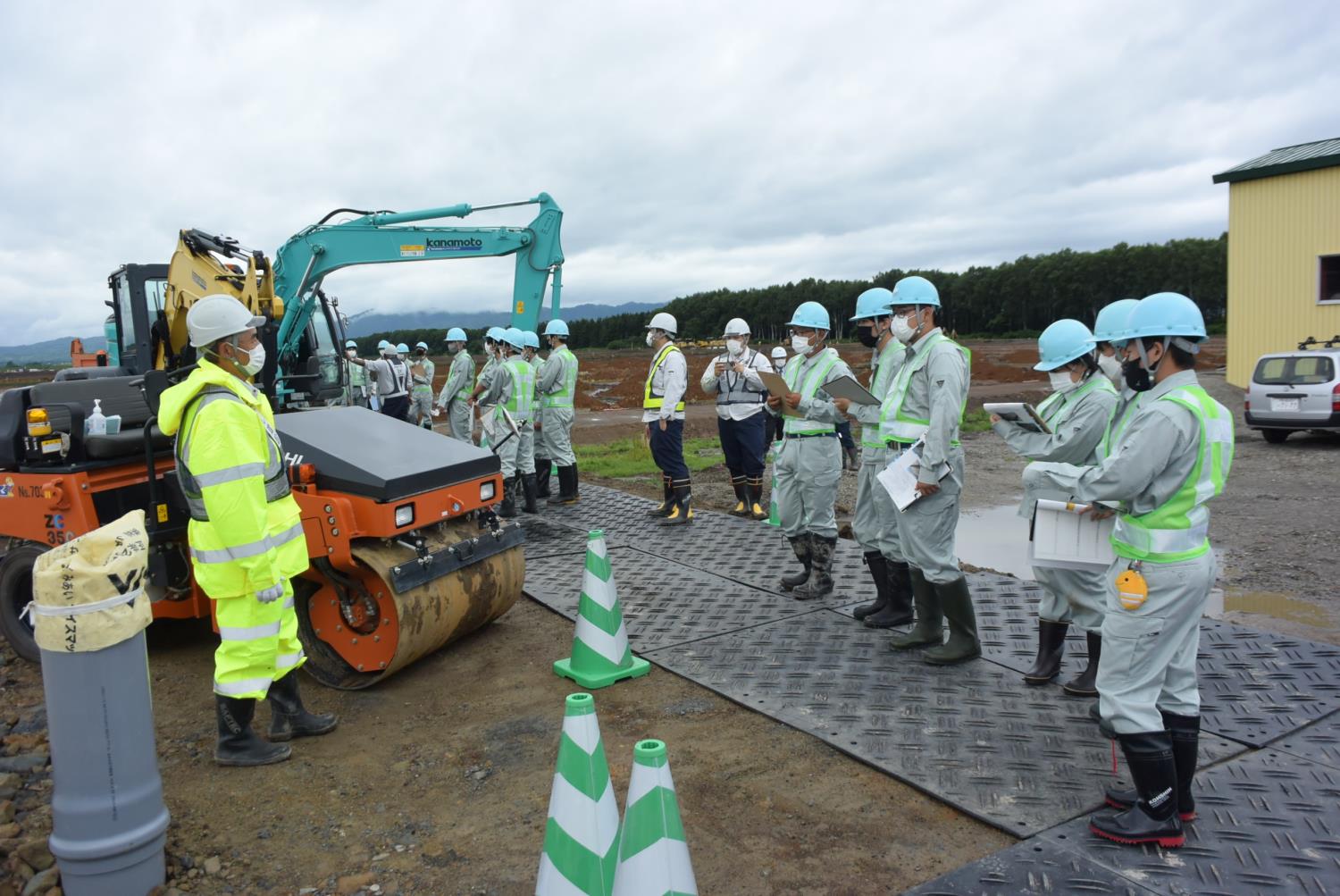 岩農高・こぶし建設現場見学会