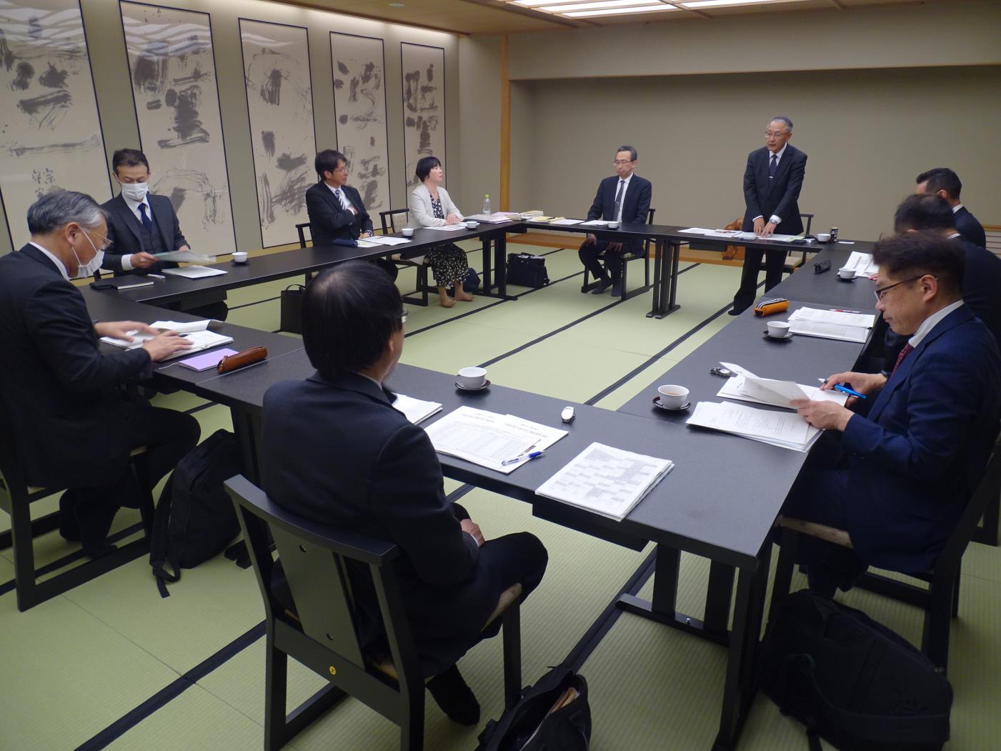 普通部会調査研究委員会