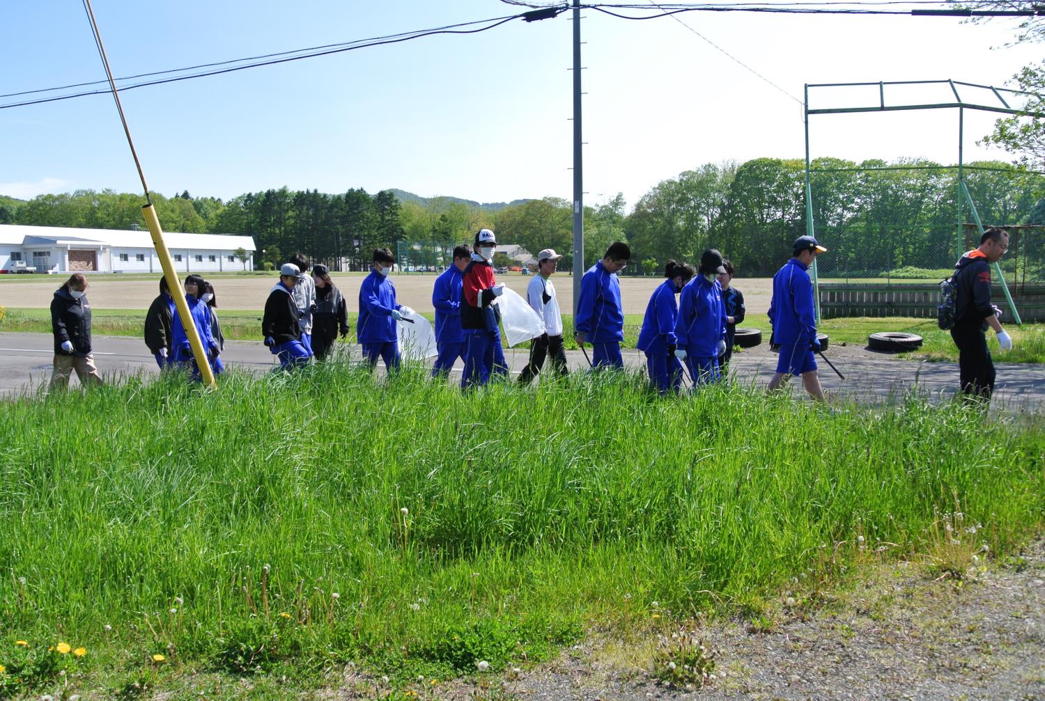 渚滑中学校クリーン活動