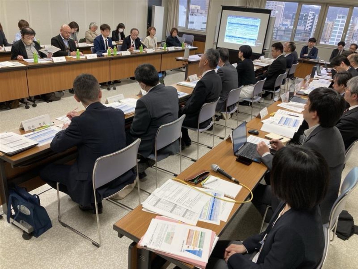 道こども施策審議会初会合