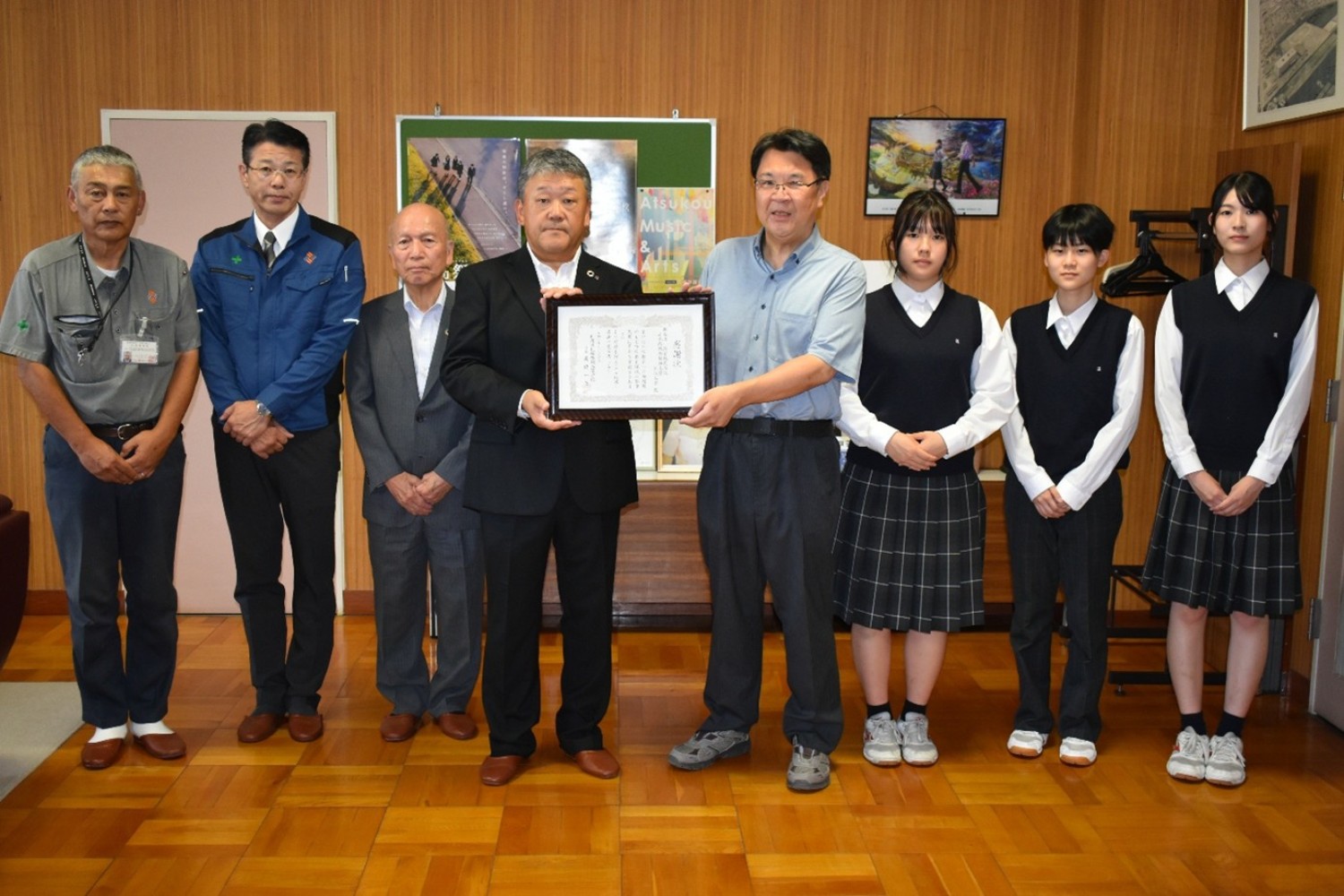 厚別高、建設業者に感謝状